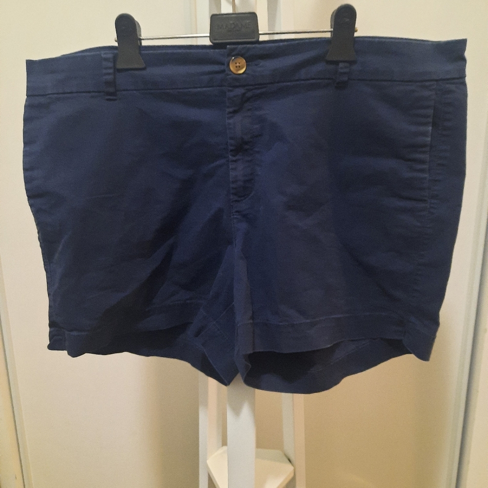 Navy "everyday" shorts
